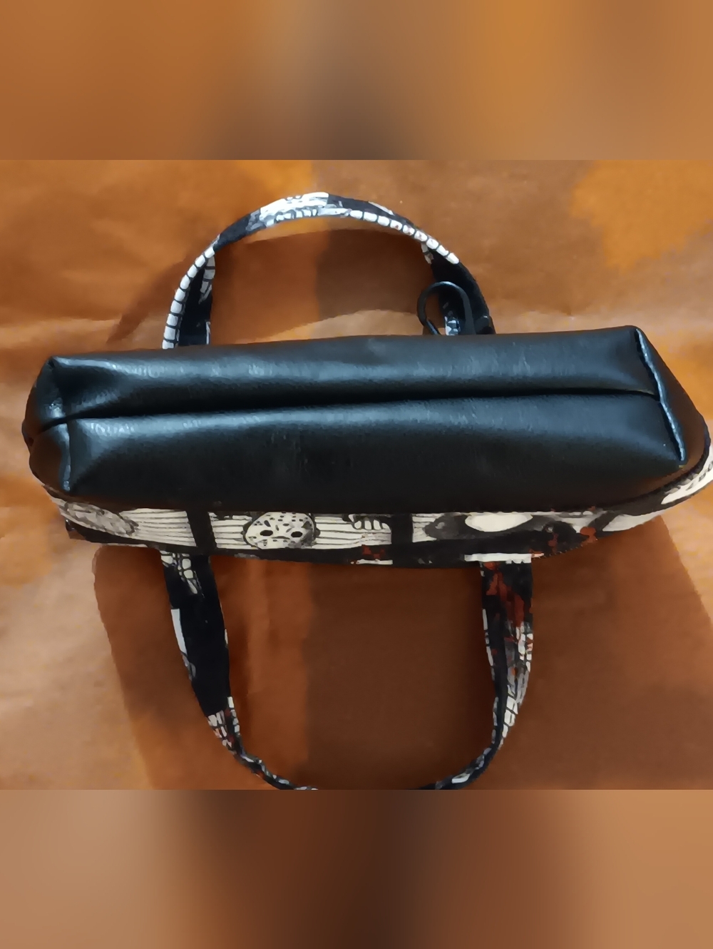 Mug Shot  Mini Tote (3 Inches) - Picture 4 of 5